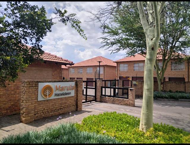 4 BEDROOM TOWNHOUSE FOR SALE IN OUKRAAL ESTATE